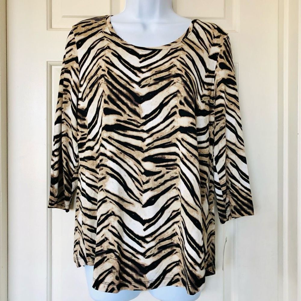 JM Collection 3/4 Sleeve A-Line Animal Journey Print Top